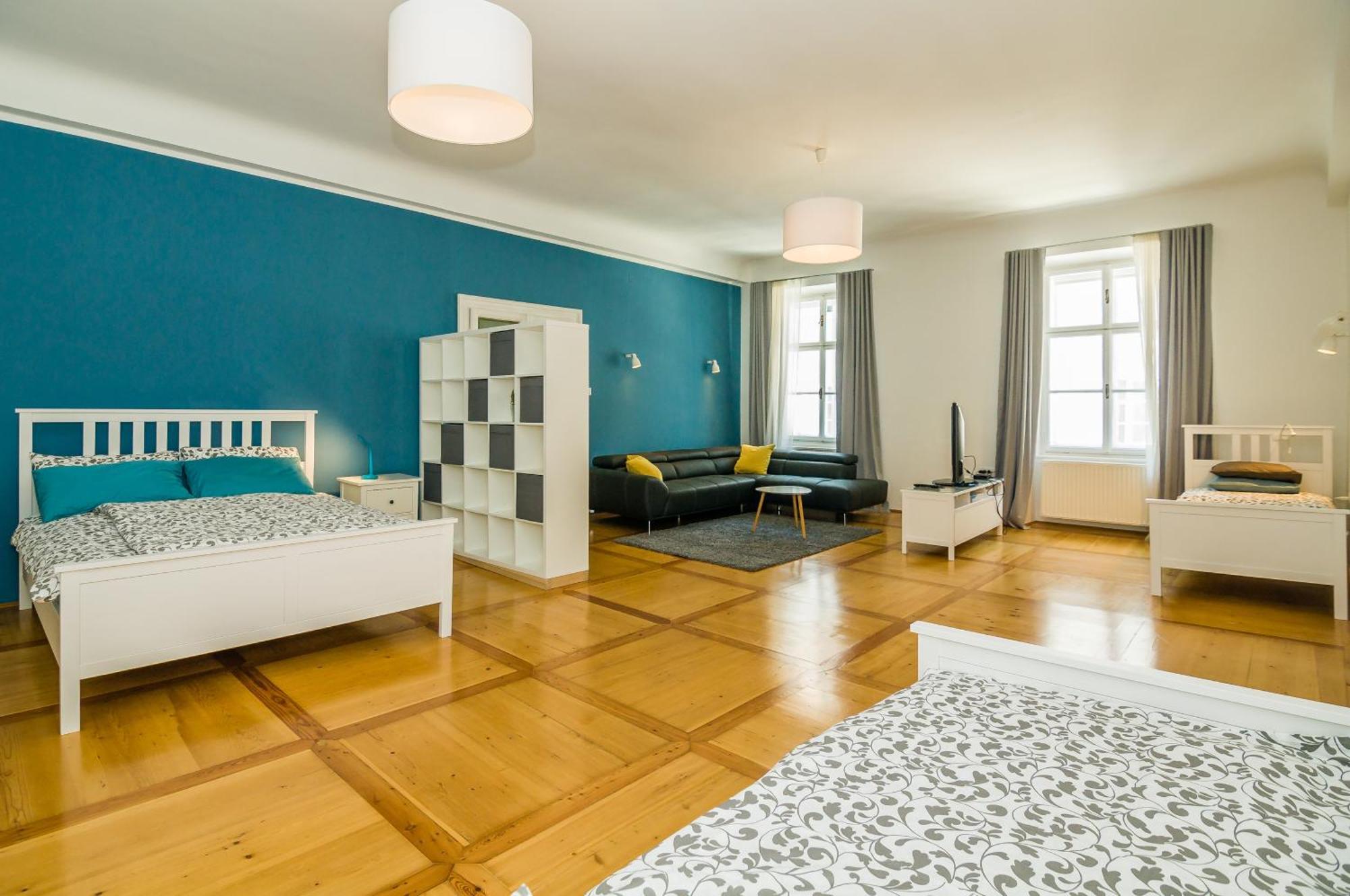Elegant Central Apartment Ljubljana Exterior photo